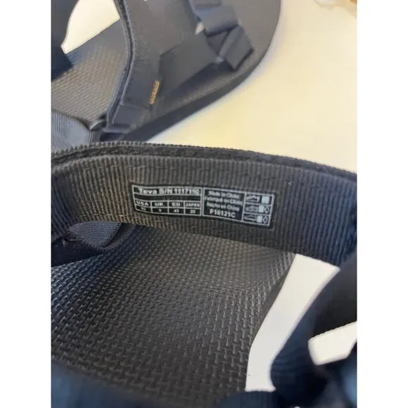 Teva Midform Universal Black Sandals Men’s Size US 10/EU 43 S/N 1117150