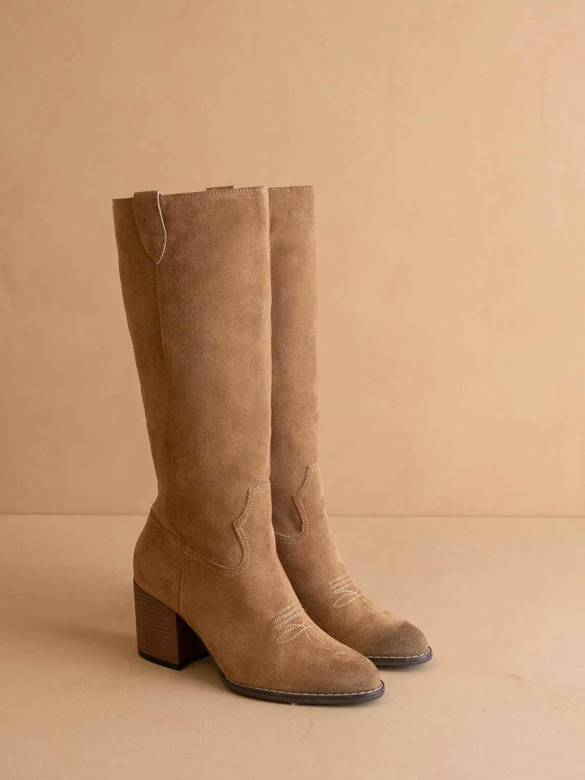 The Roxanne | Latte Knee High Western Bucket Boot