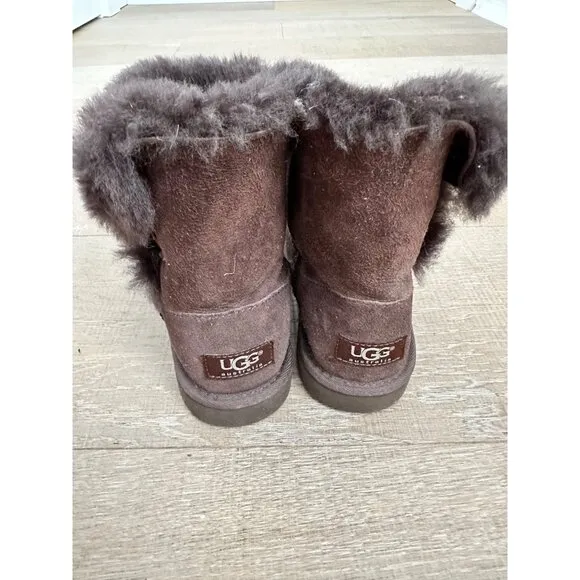 UGG Brown Sheepskin &amp; Suede Fur-Lined Boots