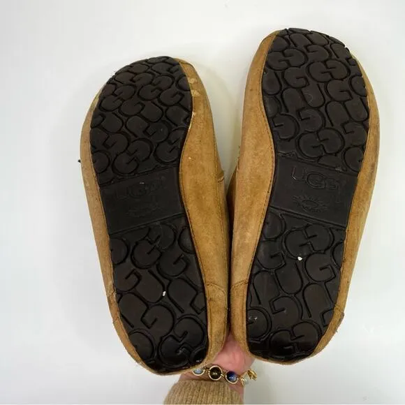 UGG Men's Moccasin Chukka boots chestnut brown - 13