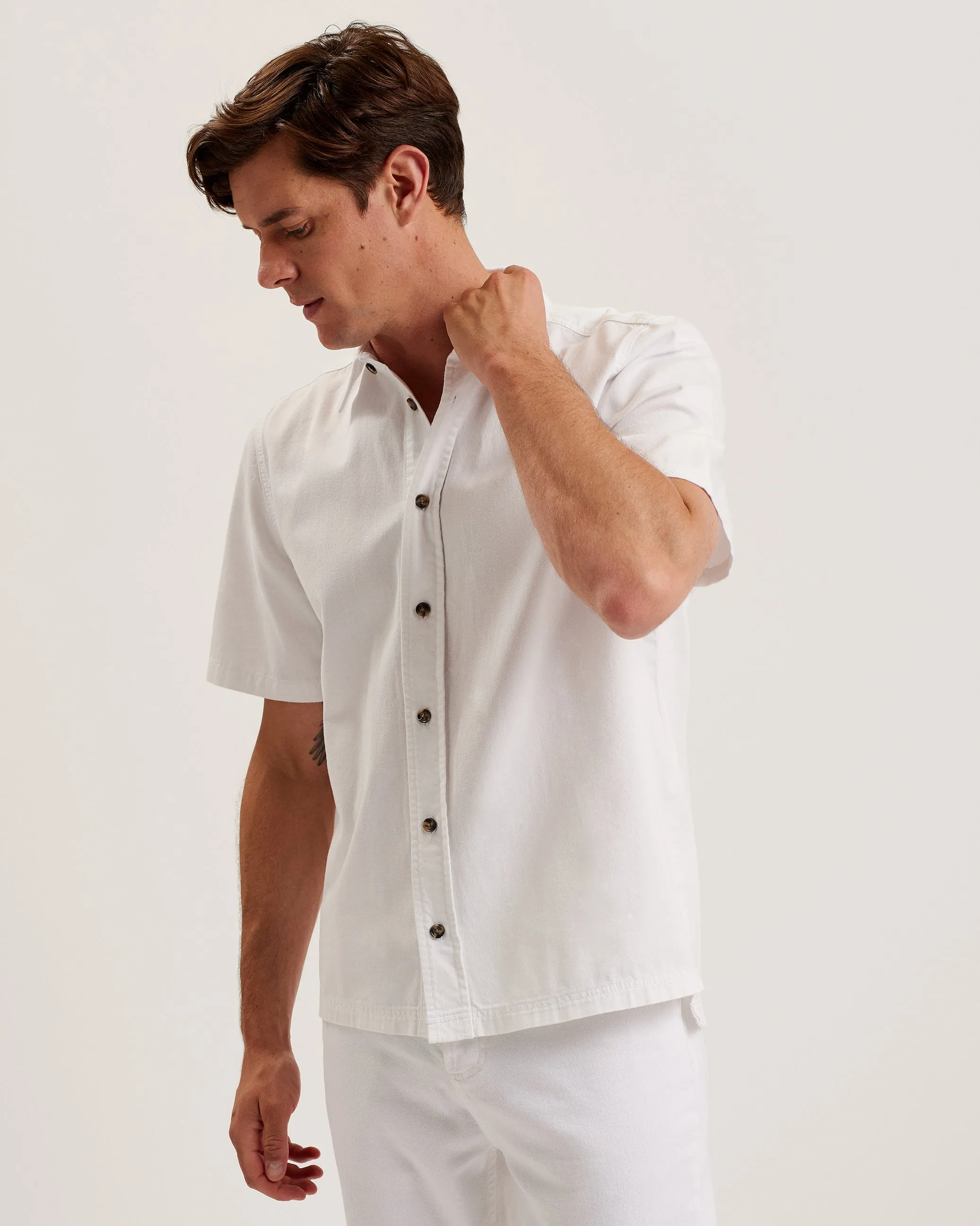 Veyles Short Sleeve Oversized Denim Shirt White