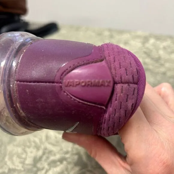 Violet Purple Nike Air Vapormax Running Sneakers Low Tops Kids Size 6Y (24cm)
