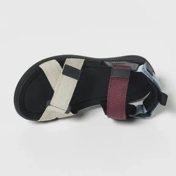 ZARA KIDS TECHNICAL SPORTY SANDALS SIZE 12.5
